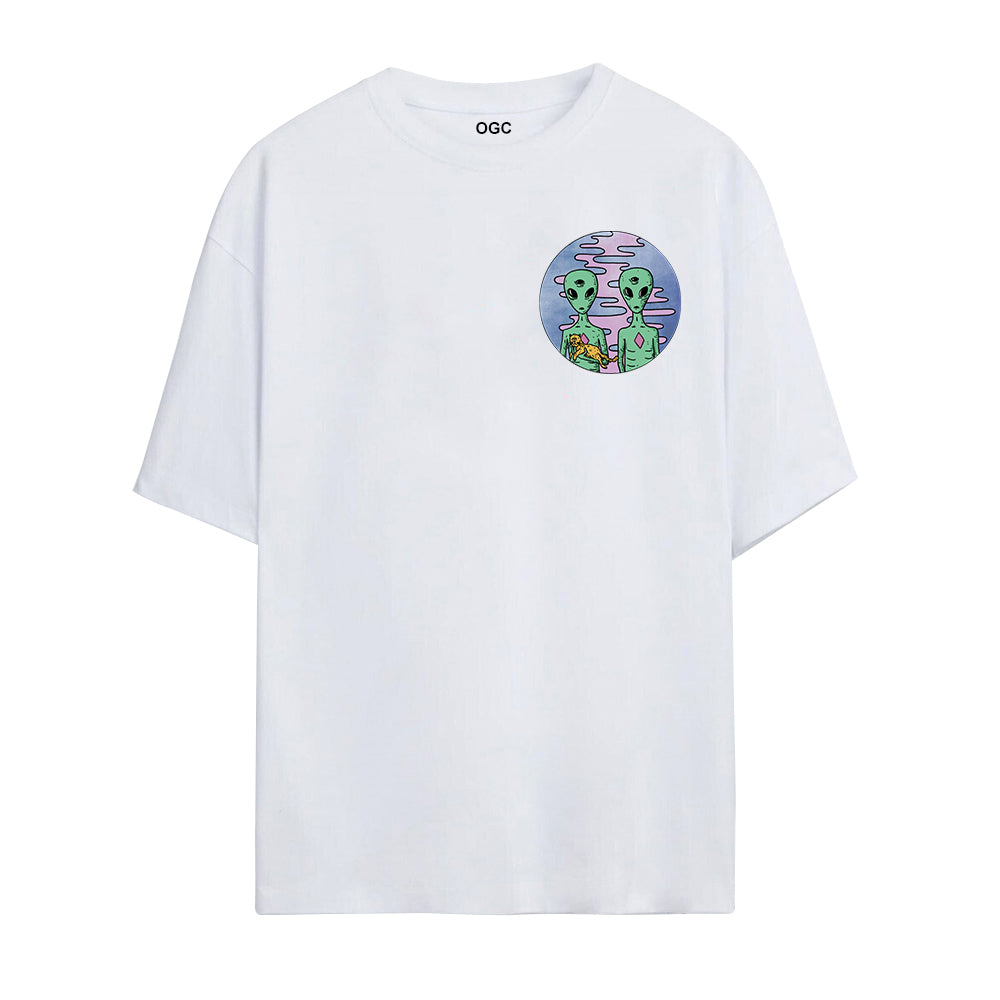 ALIEN OVERSIZED UNISEX T-SHIRT