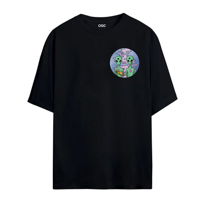 ALIEN OVERSIZED UNISEX T-SHIRT